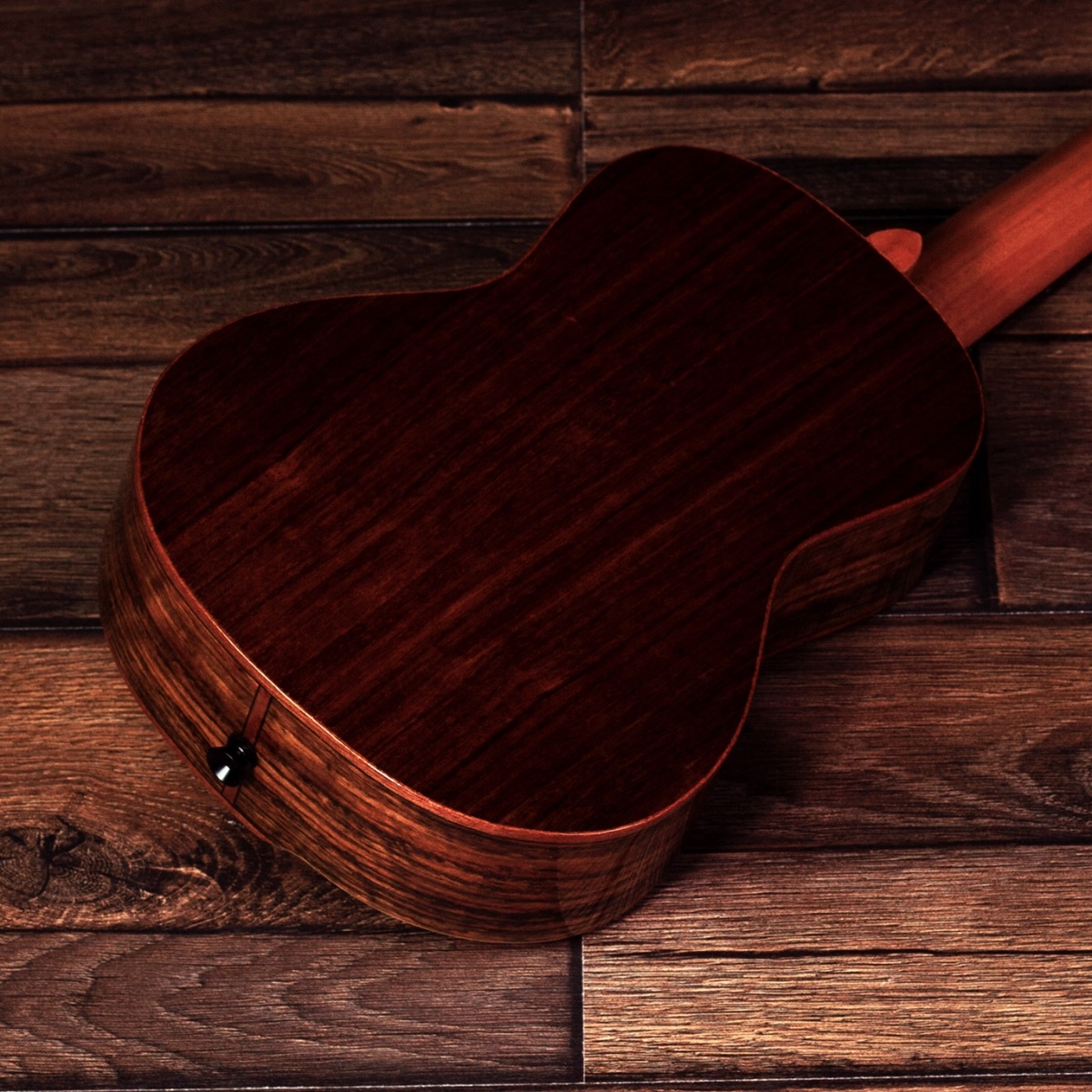 Barnes & Mullins Concert Ukulele - Walnut - Image 4