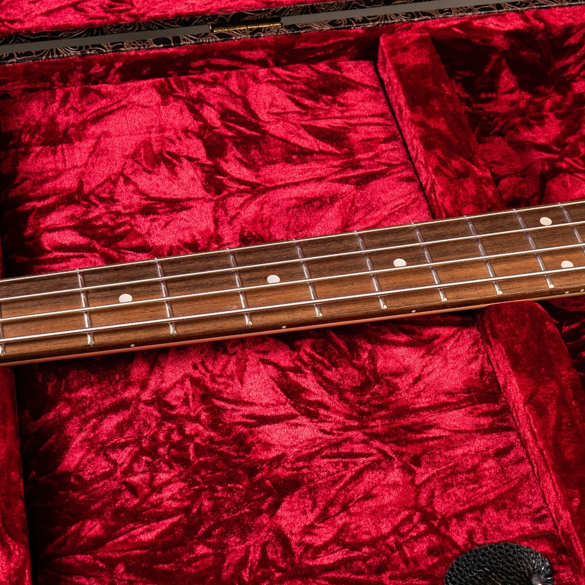 TGI Heritage Hardcase - Bass Guitar - Image 9