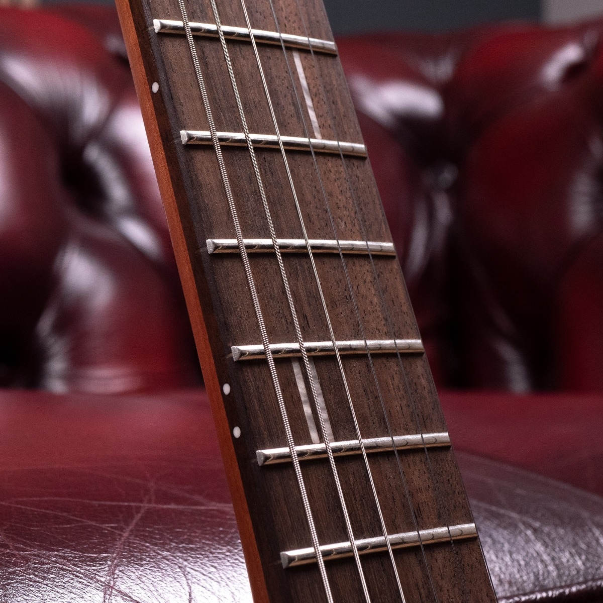 Shergold Masquerader Standard SM11 Solid Black Gloss - Image 9