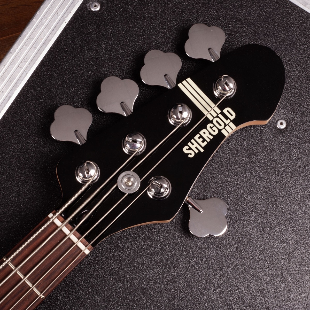 Shergold Libertine Standard Bass SBL15 Metallic Gold Gloss - 5 String - Image 10