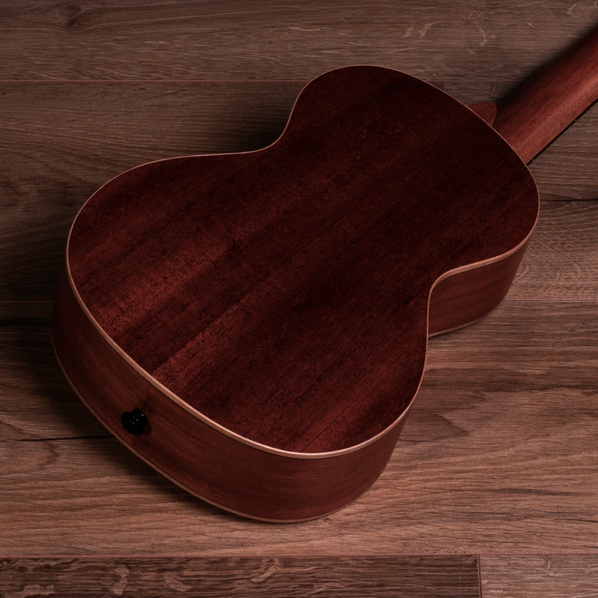 Barnes & Mullins Tenor Ukulele - Spruce - Image 5