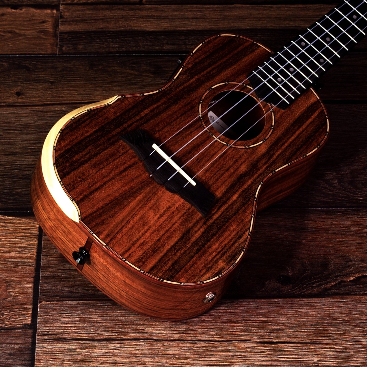 Barnes & Mullins Concert Ukulele Electro - Walnut - Image 5