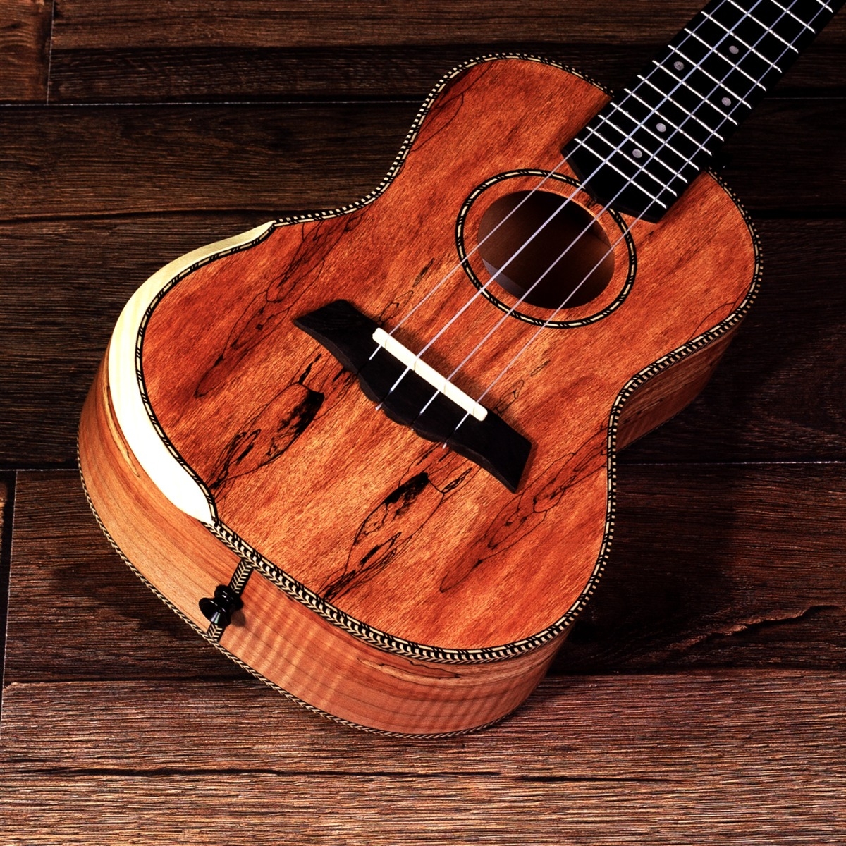 Barnes & Mullins Concert Ukulele - Spalt Maple - Image 3