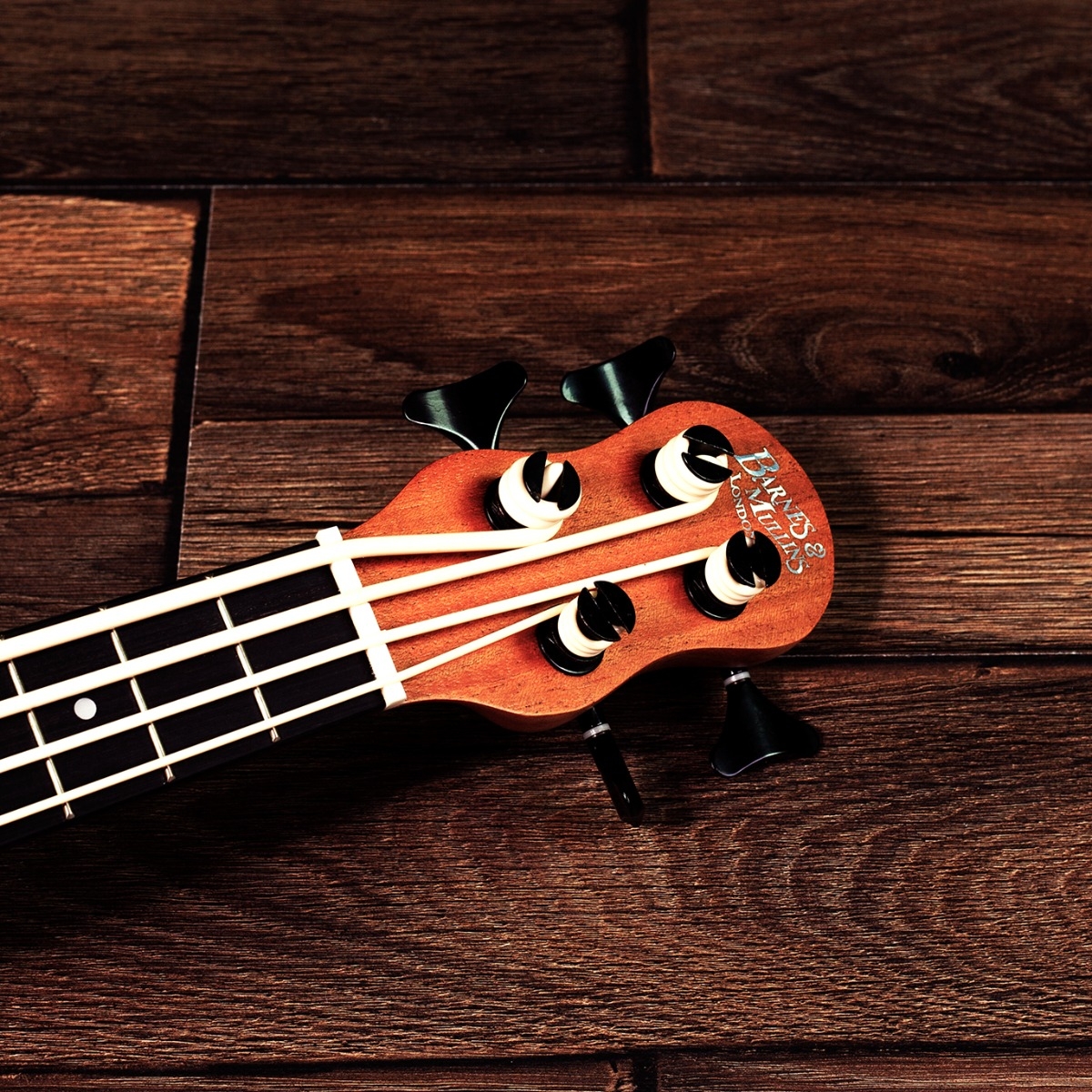 Barnes & Mullins Bass Ukulele - Mahogany - Image 8