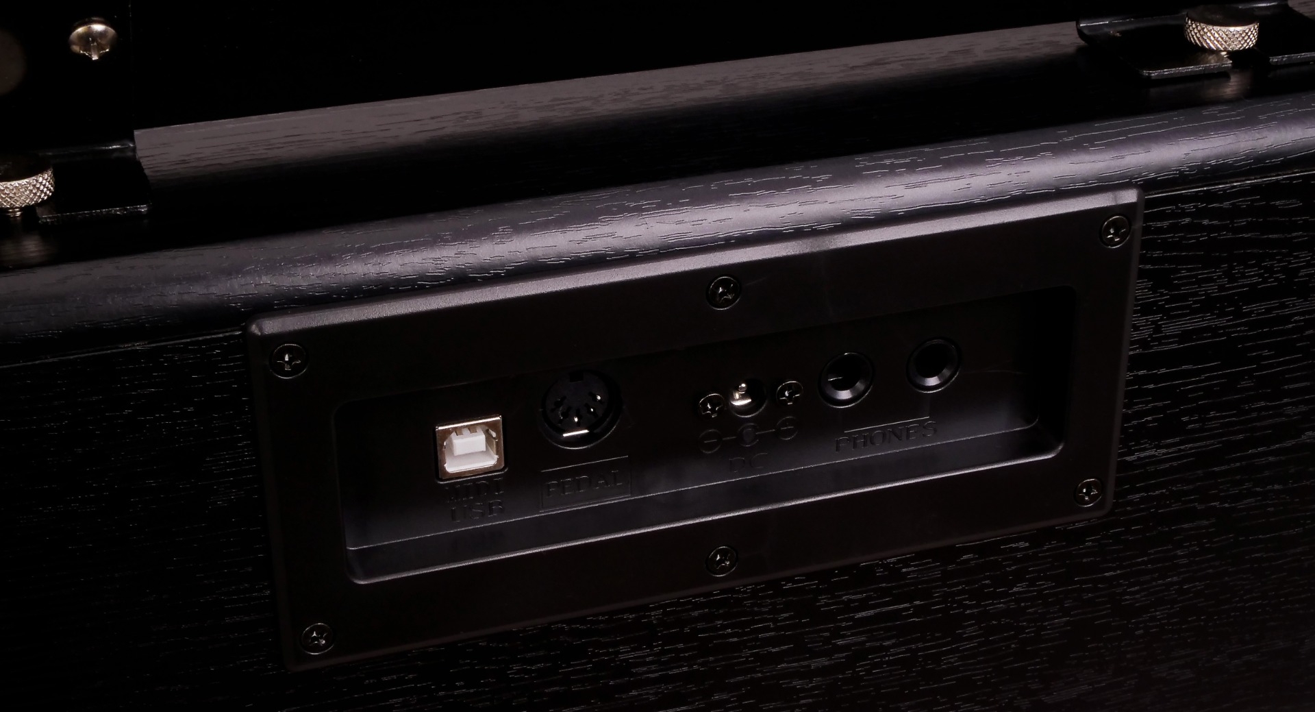 Montford MFDP11 Upright Digital Piano - Image 9