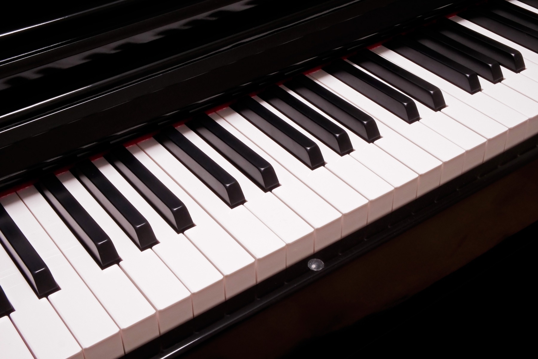 Montford MFDP12 Upright Digital Piano - Image 4