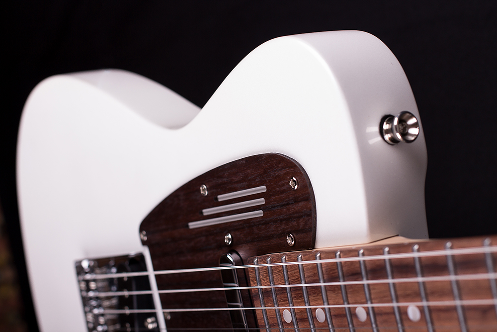 Magneto U-One U-Wave Classic Metallic Pearl White with Gig Bag - Image 4