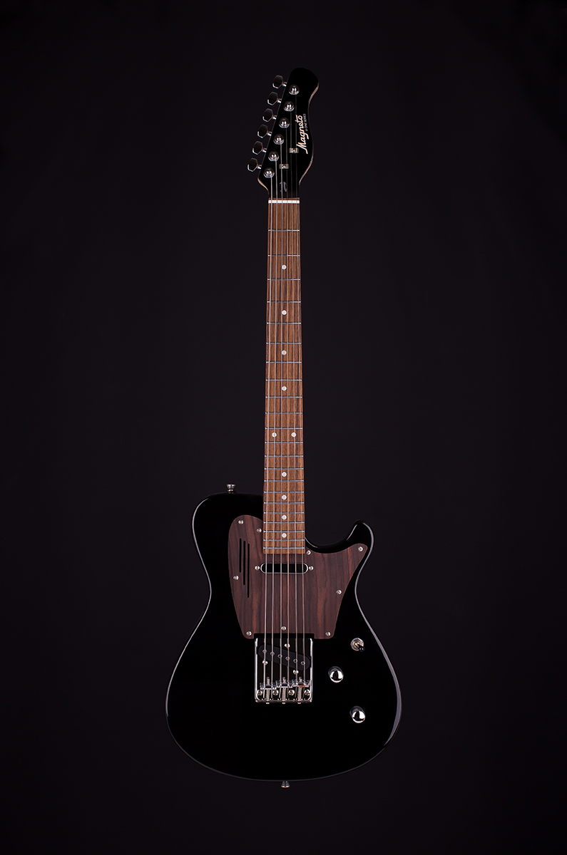 Magneto U-One U-Wave Classic Black with Gig Bag - Image 2