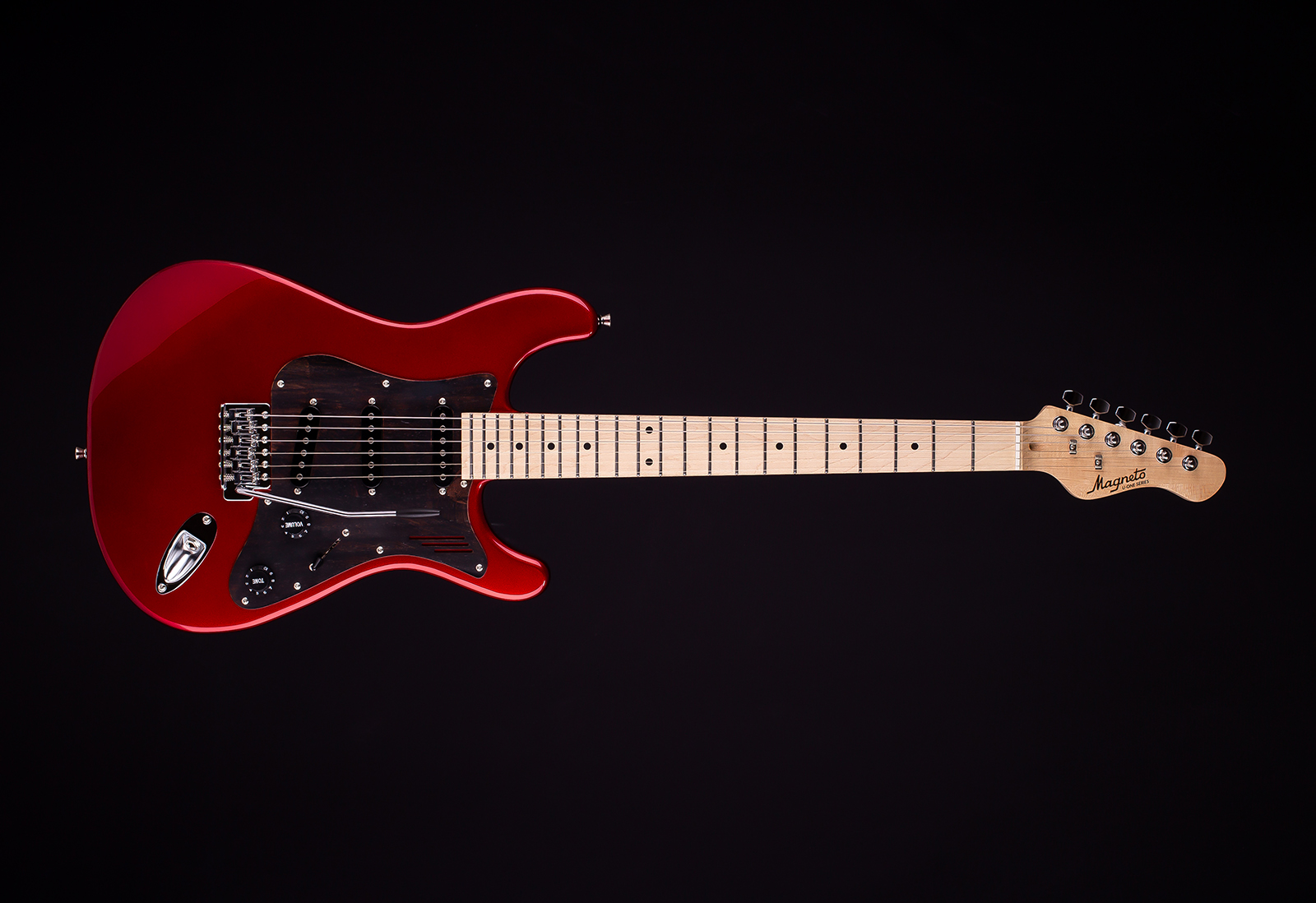 Magneto U-One Sonnet Standard Candy Red Maple FB with Gig Bag - Image 2