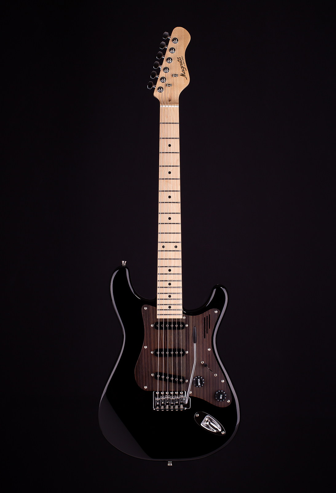 Magneto U-One Sonnet Standard Black Maple FB with Gig Bag