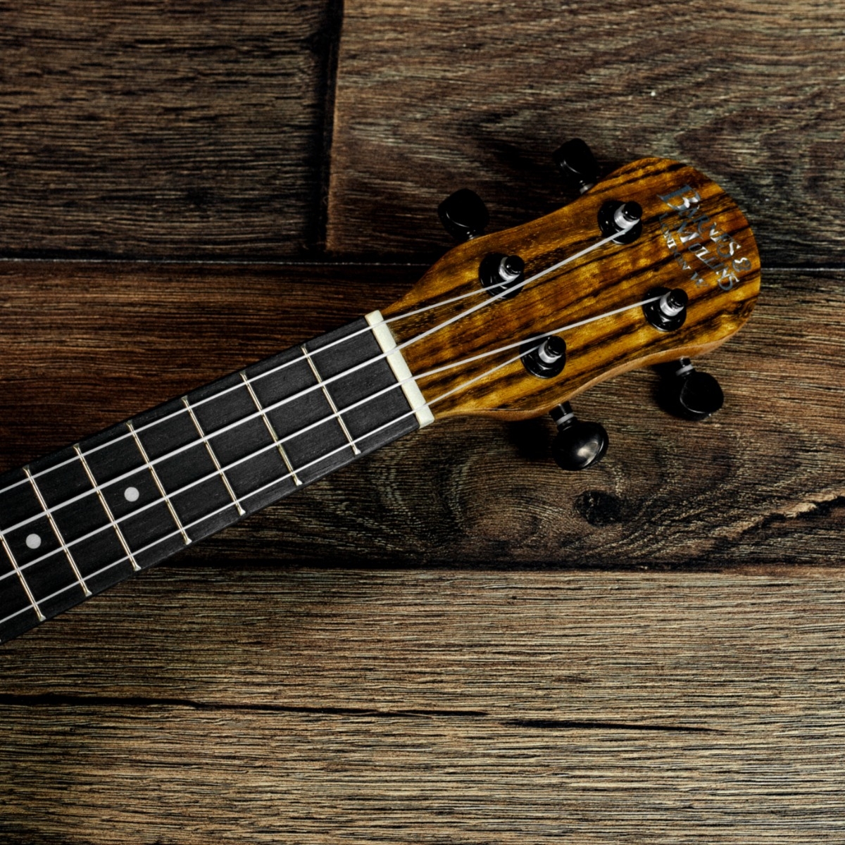 Barnes & Mullins Soprano Ukulele - Walnut - Image 5